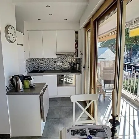 Cannes, 1 Piece, 4 Personnes - Fr-1-470-22 아파트